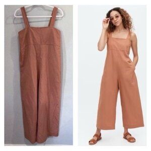 EUC Uniqlo Linen Blend jumper/jumpsuit. Mod Wide Leg Square Neck Jumpsuit